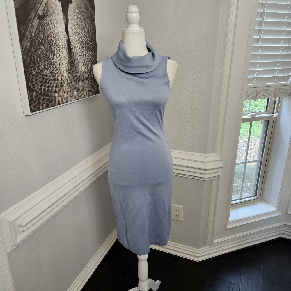 St. John baby blue crowl neck dress size 2 - Picture 3 of 9